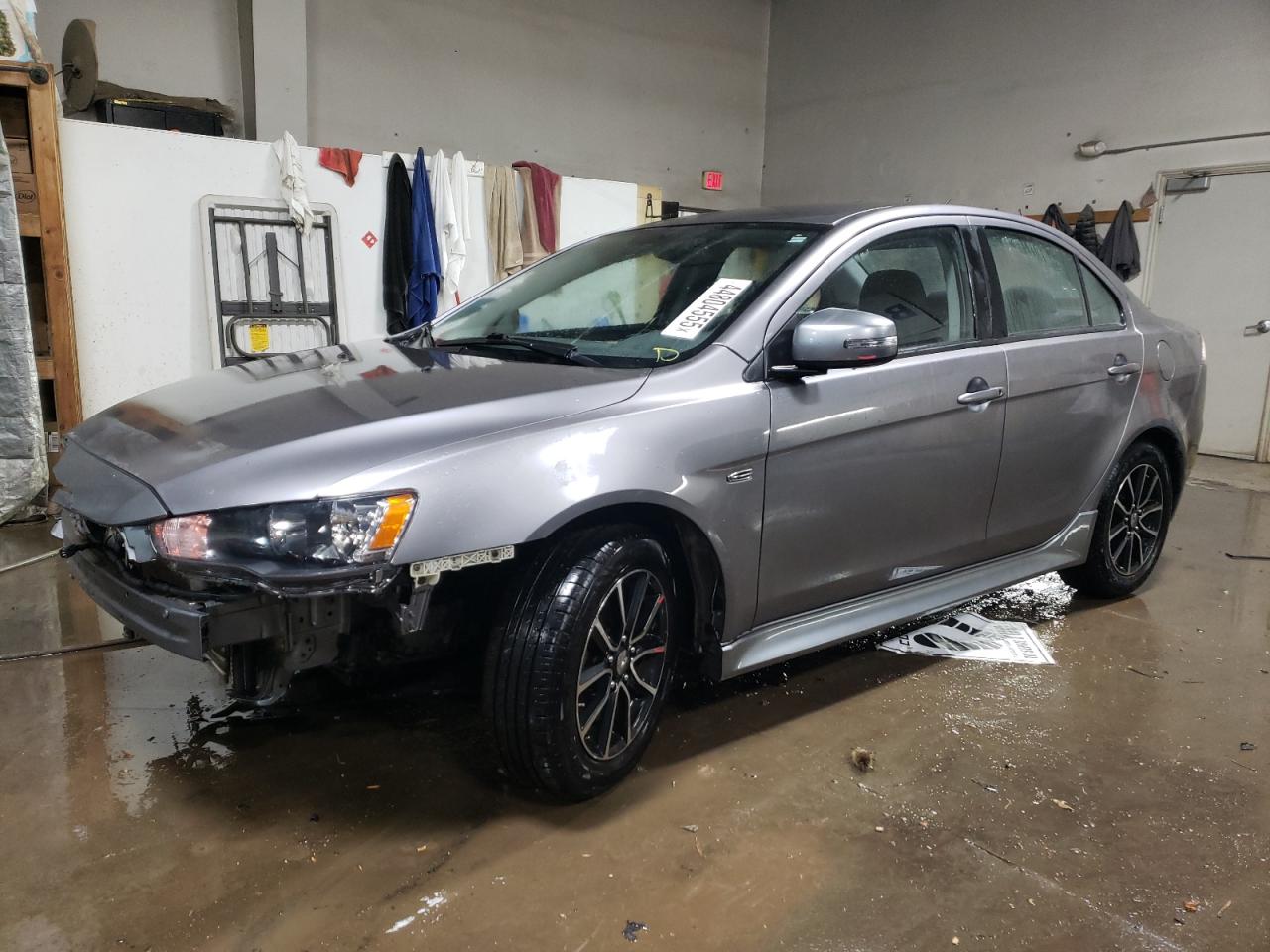 MITSUBISHI LANCER ES 2017