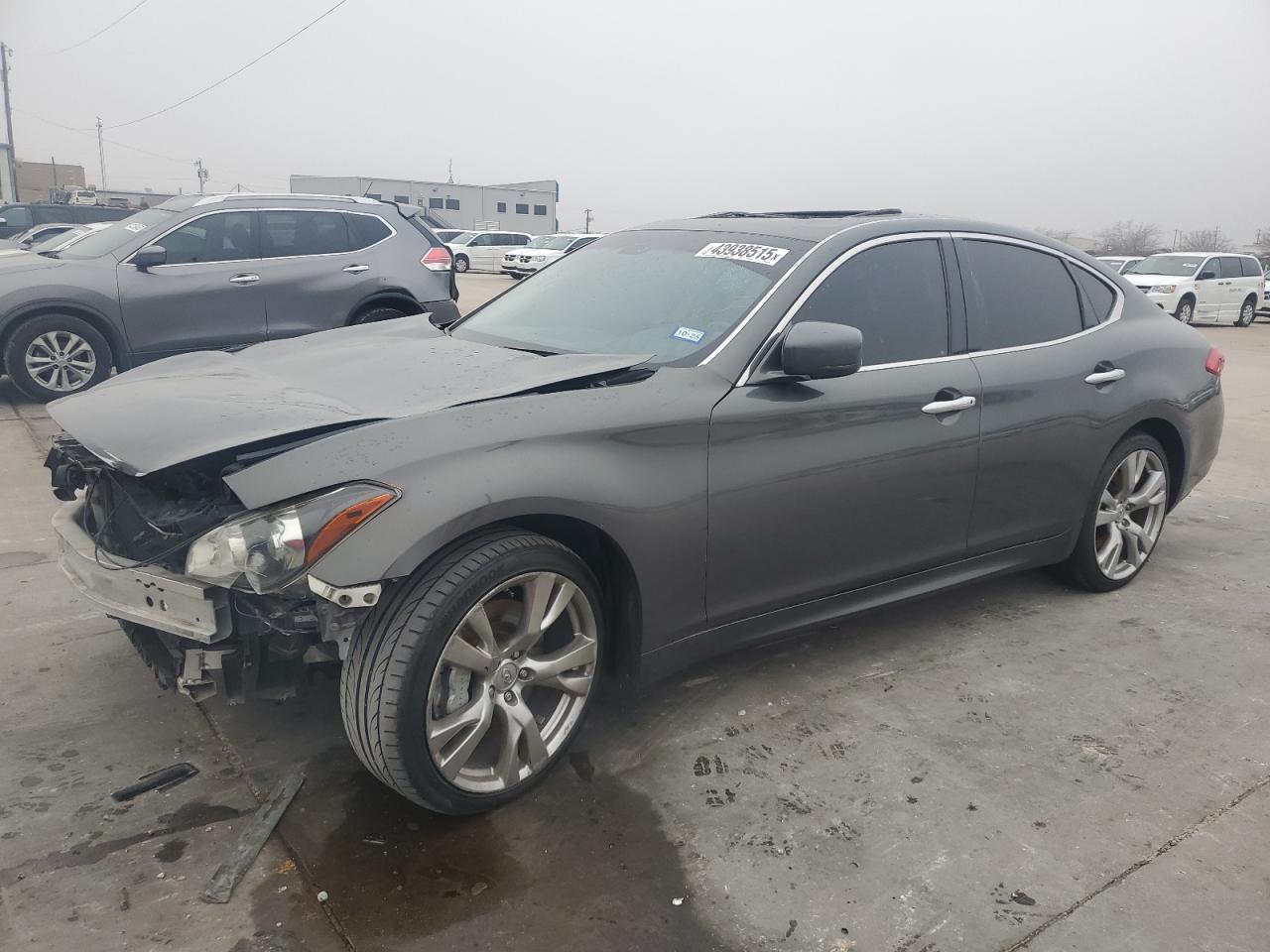 INFINITI M37 2011