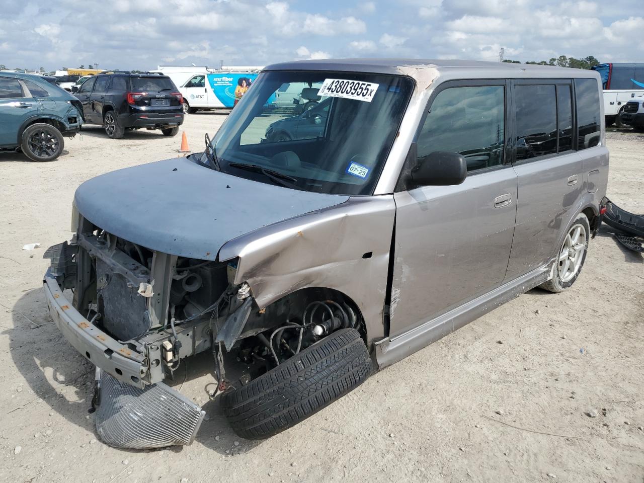 TOYOTA SCION XB 2006