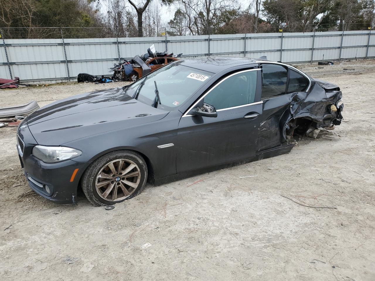 BMW 528 XI 2016