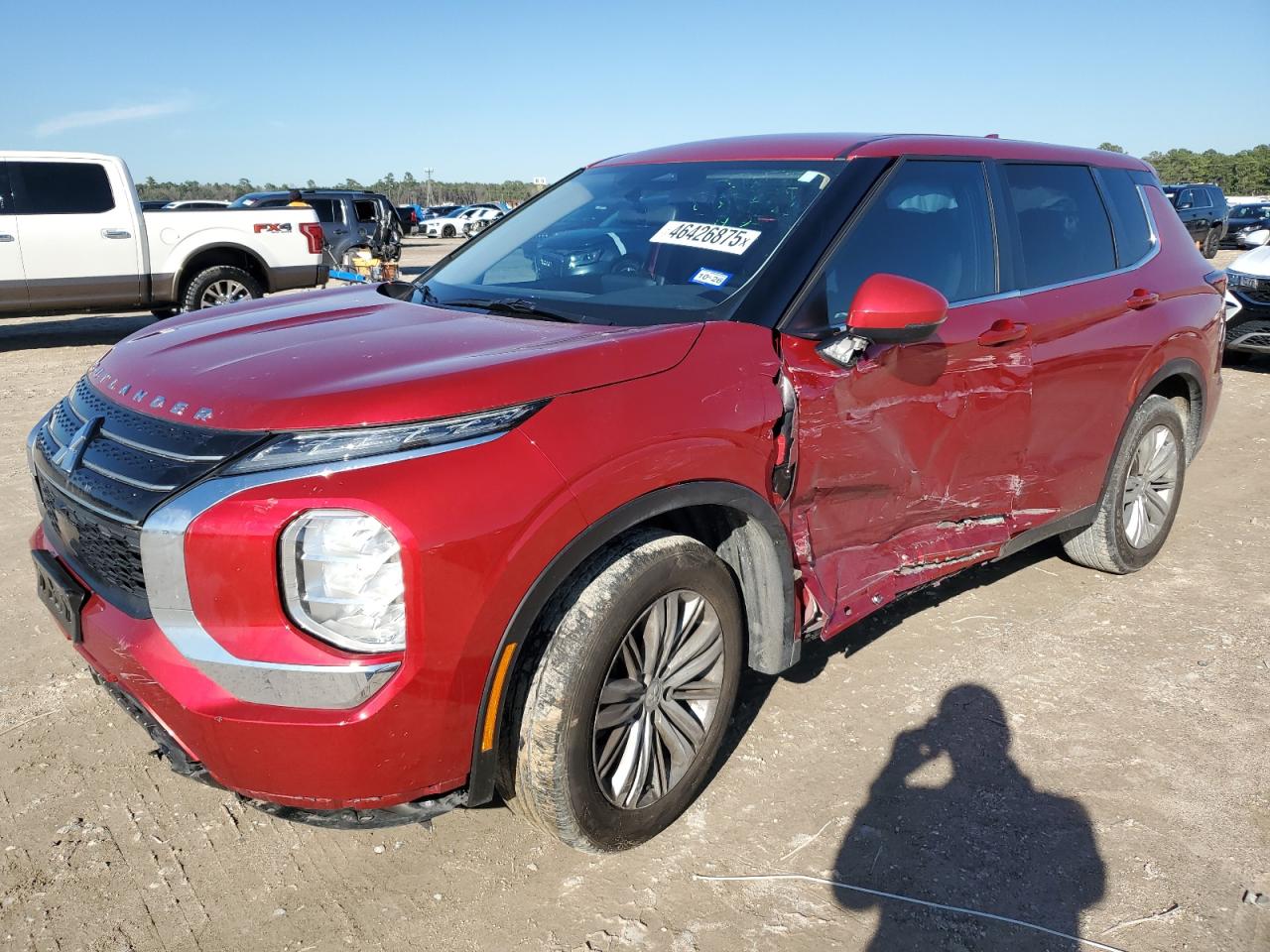 MITSUBISHI OUTLANDER 2024