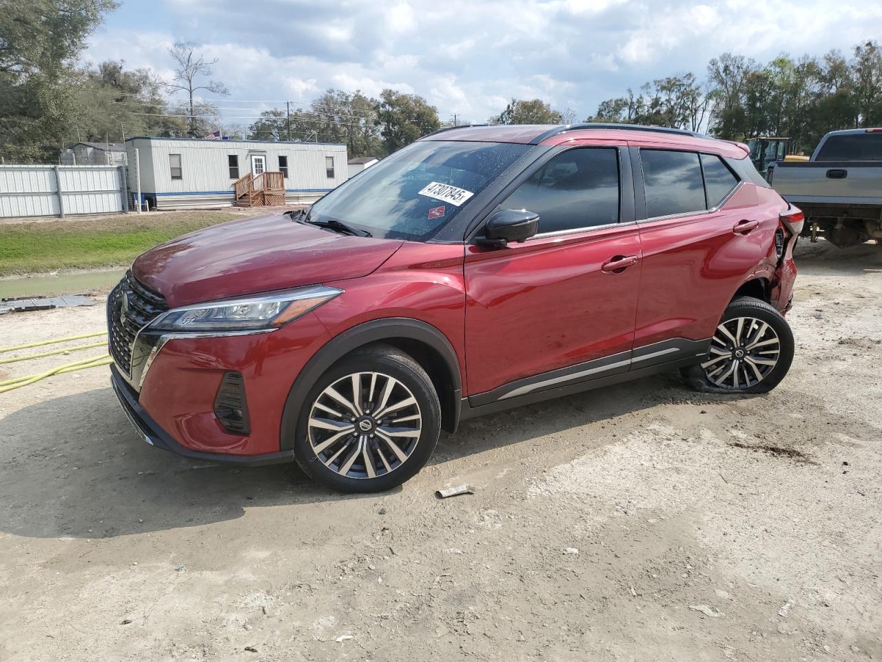 NISSAN KICKS SR 2021