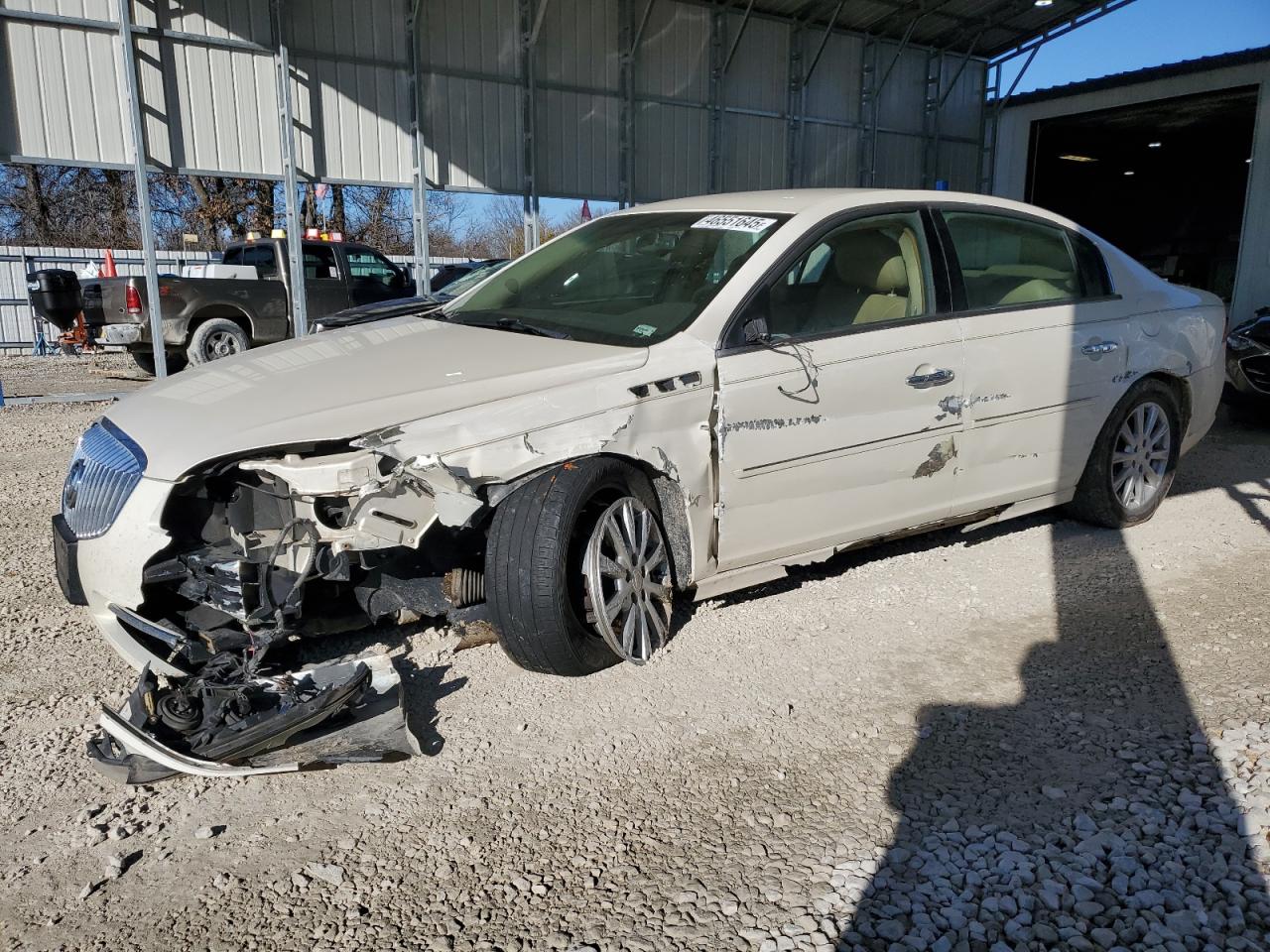 BUICK LUCERNE CX 2011