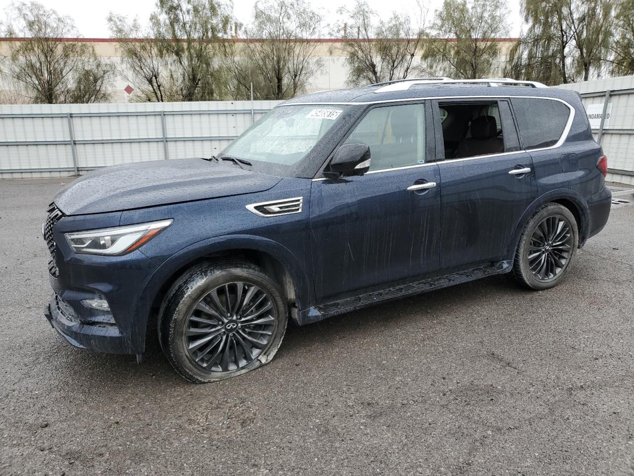 INFINITI QX80 LUXE 2021