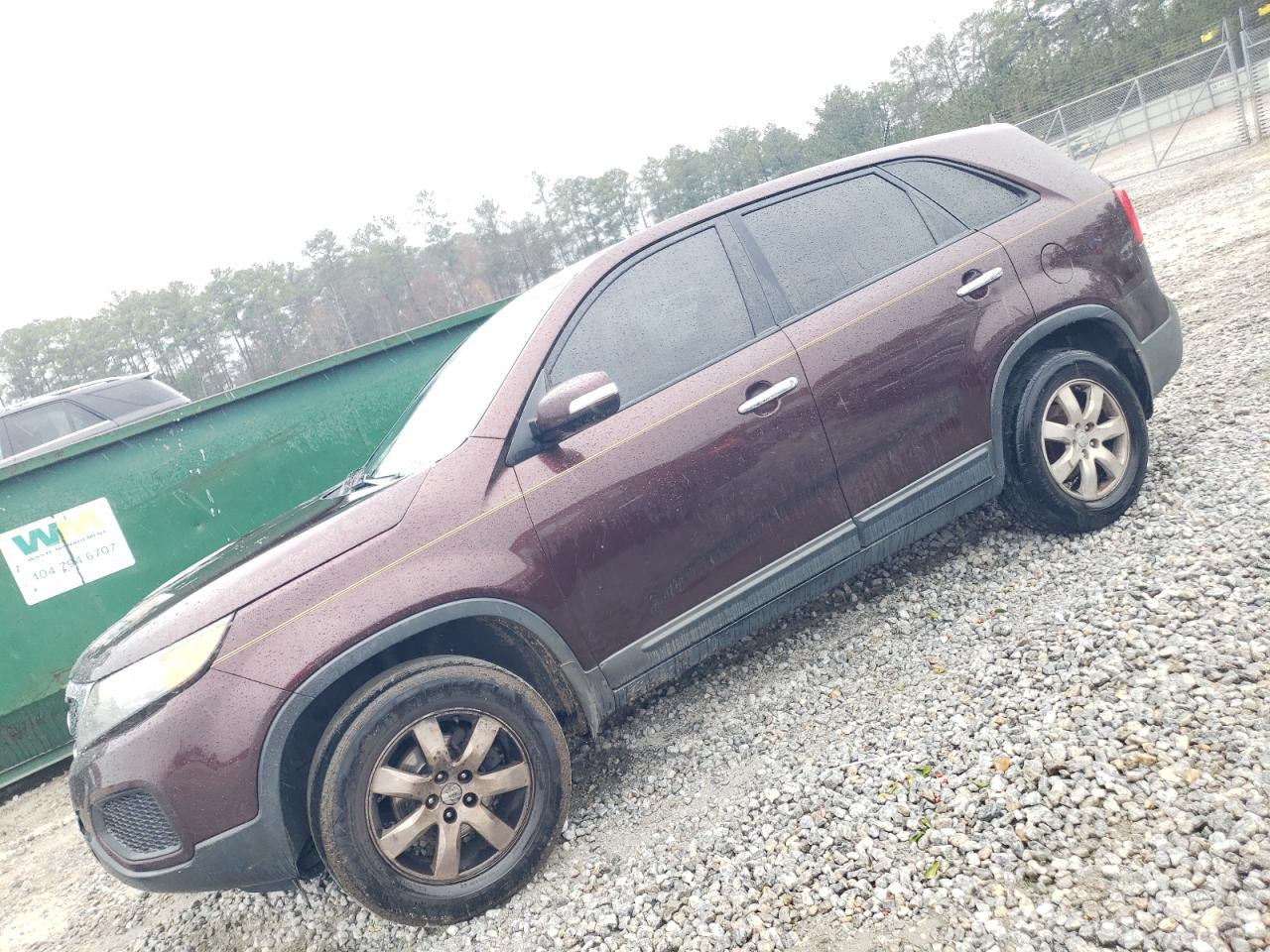 KIA SORENTO LX 2013