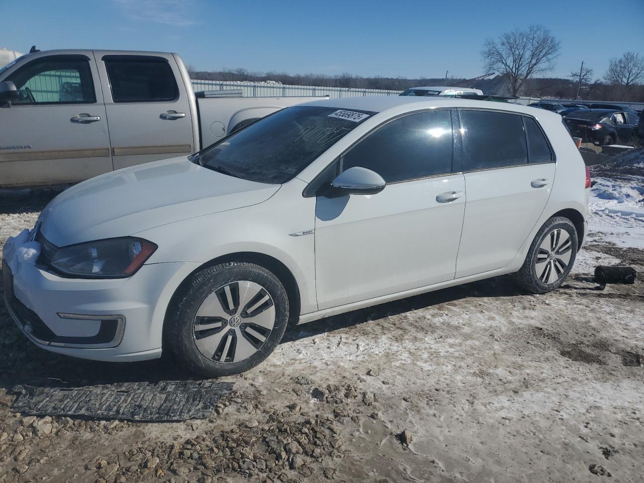 VOLKSWAGEN GOLF 2016