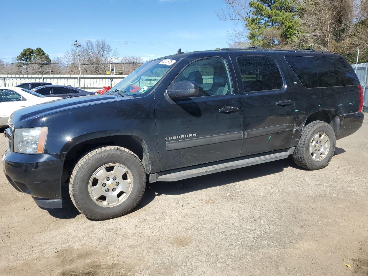 CHEVROLET SUBURBAN C 2014