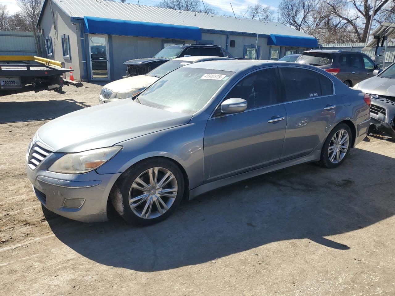HYUNDAI GENESIS 3. 2014