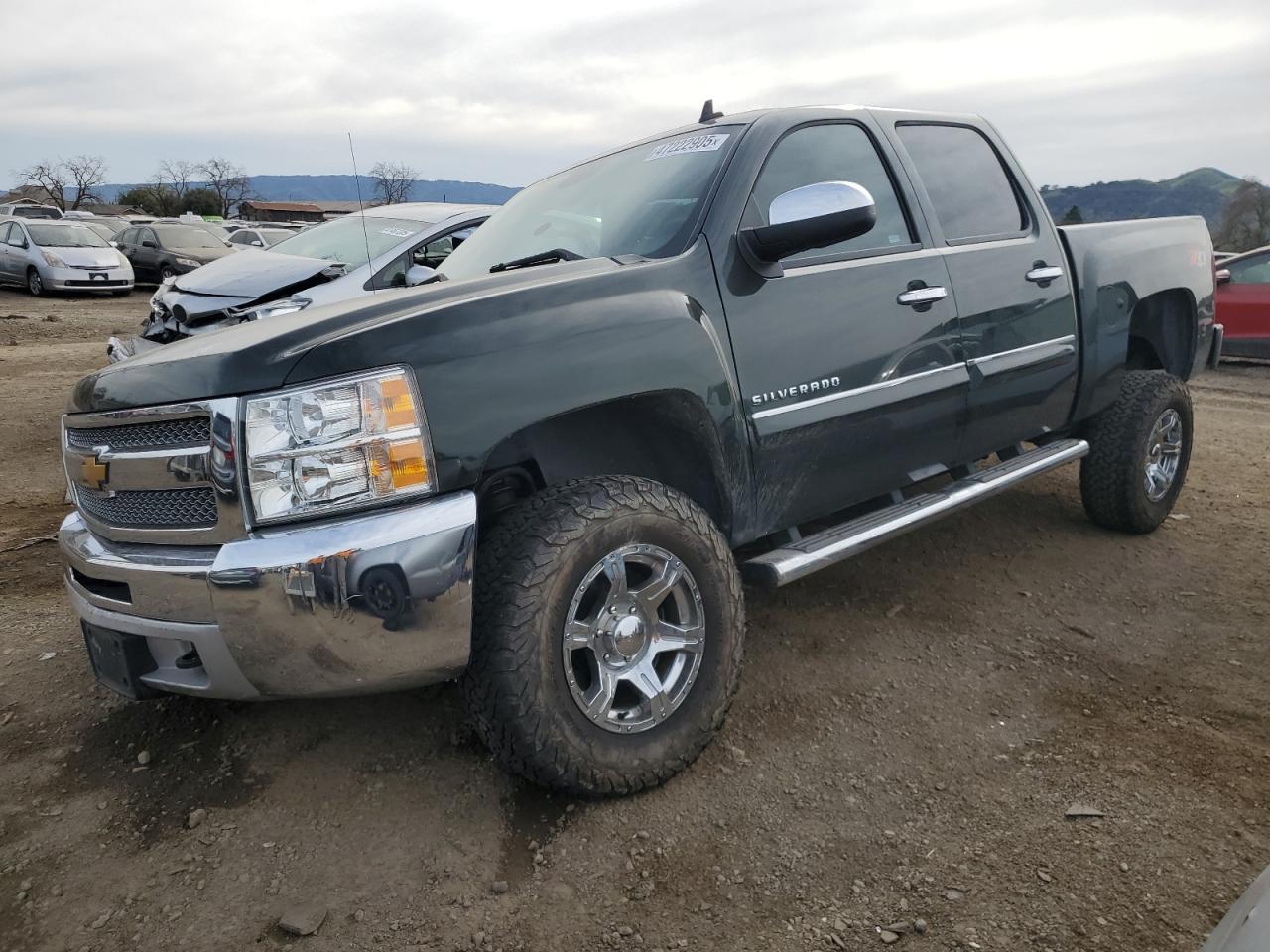 CHEVROLET SILVERADO 2013