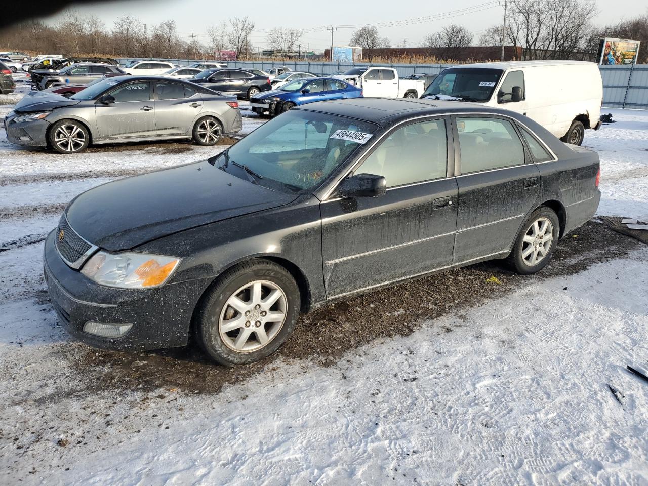 TOYOTA AVALON XL 2001