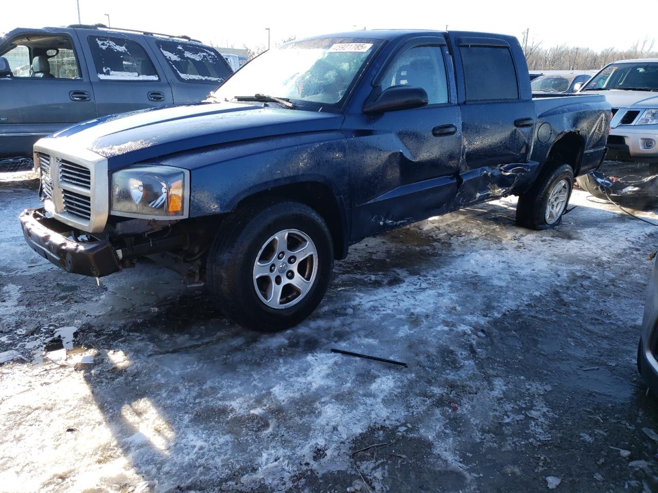 DODGE DAKOTA QUA 2005