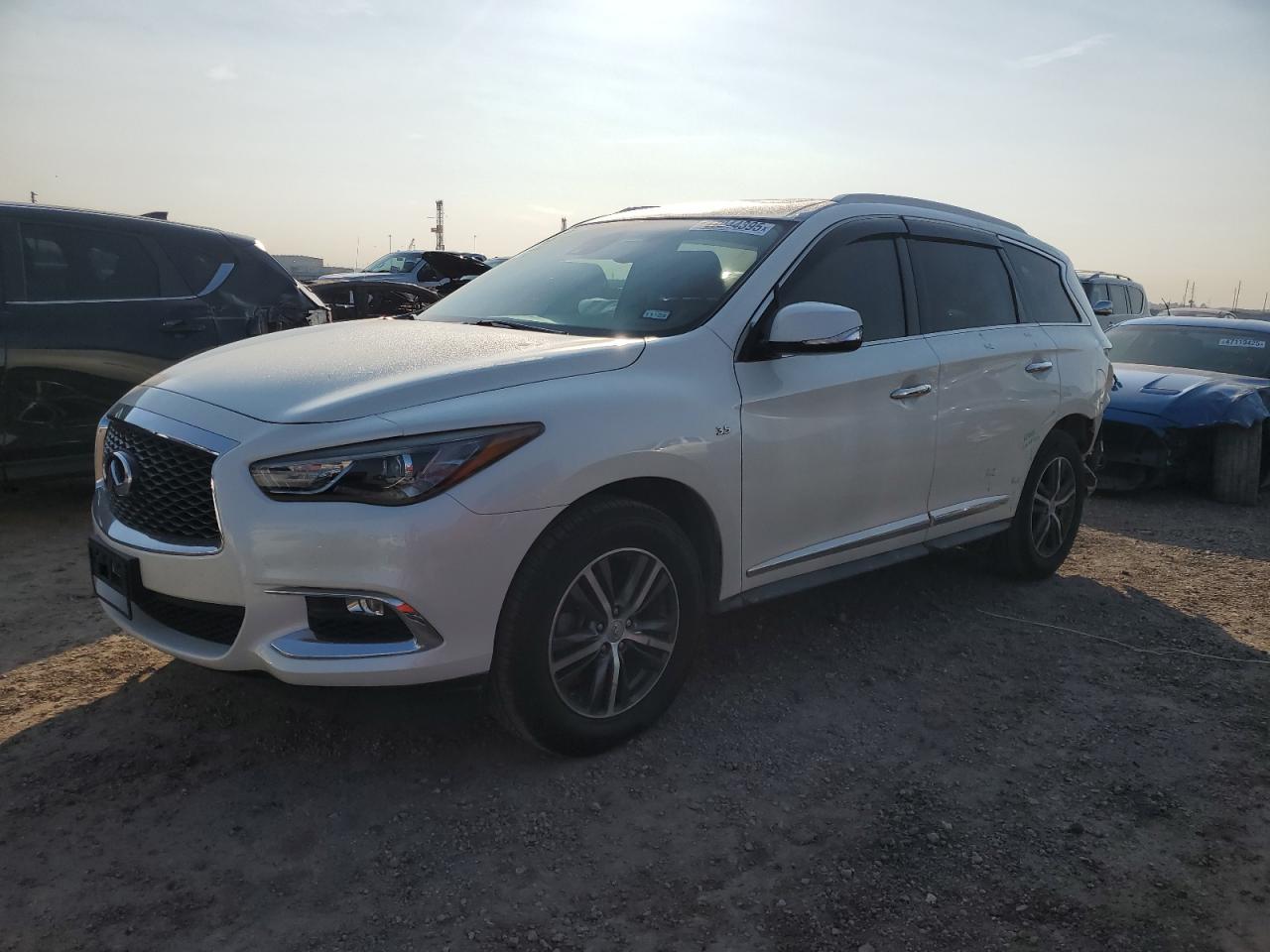 INFINITI QX60 LUXE 2019