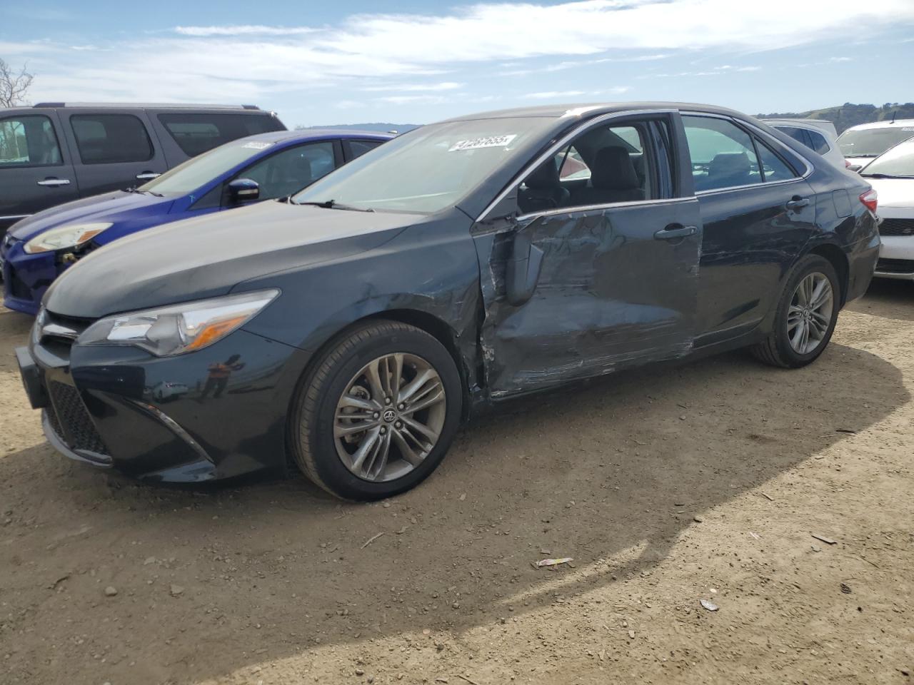 TOYOTA CAMRY LE 2016