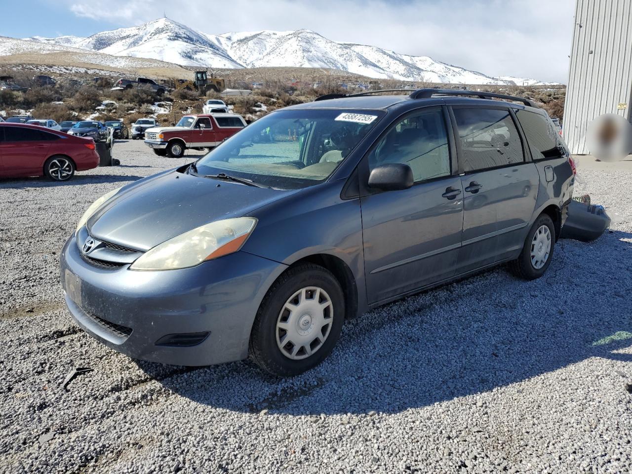 TOYOTA SIENNA CE 2006