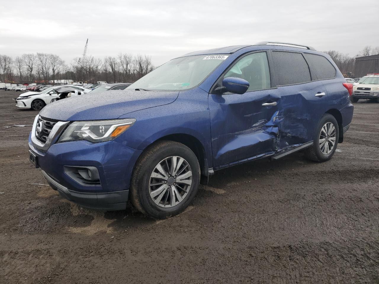 NISSAN PATHFINDER 2018