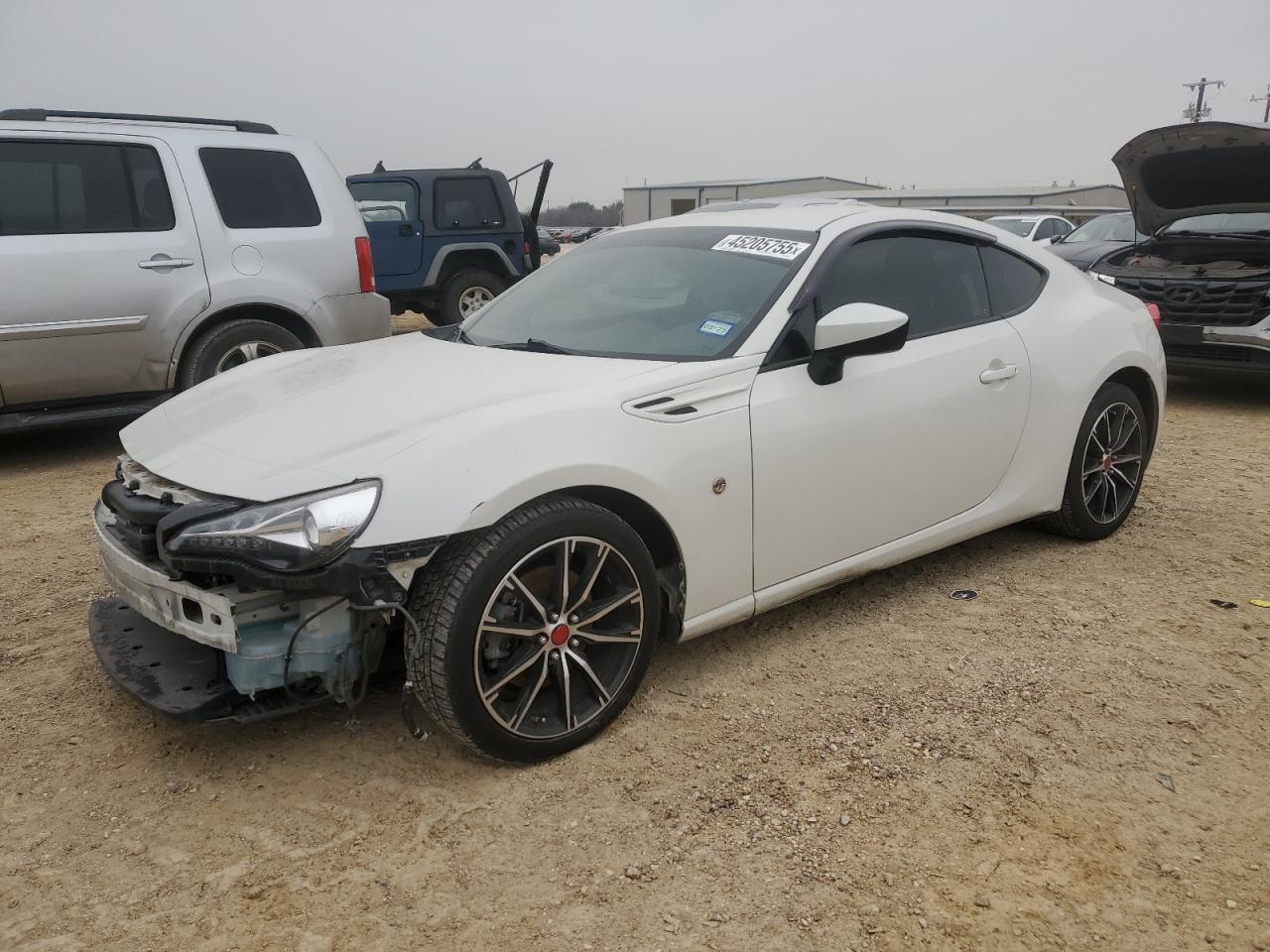 TOYOTA 86 BASE 2017