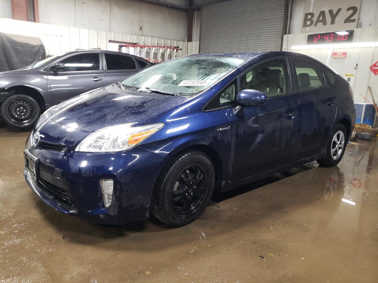 TOYOTA PRIUS 2015