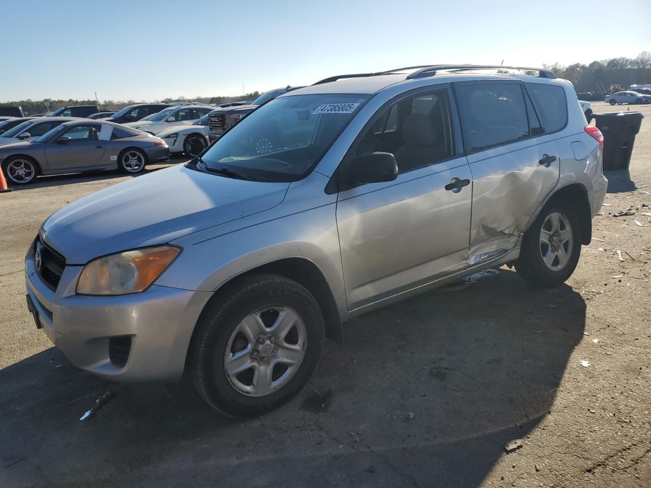 TOYOTA RAV4 2010