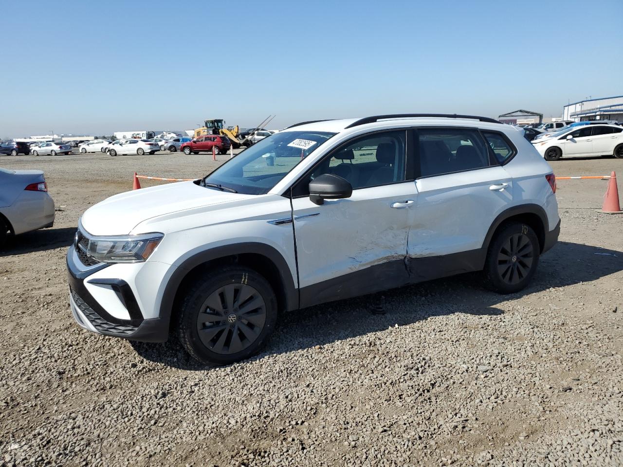 VOLKSWAGEN TAOS S 2024