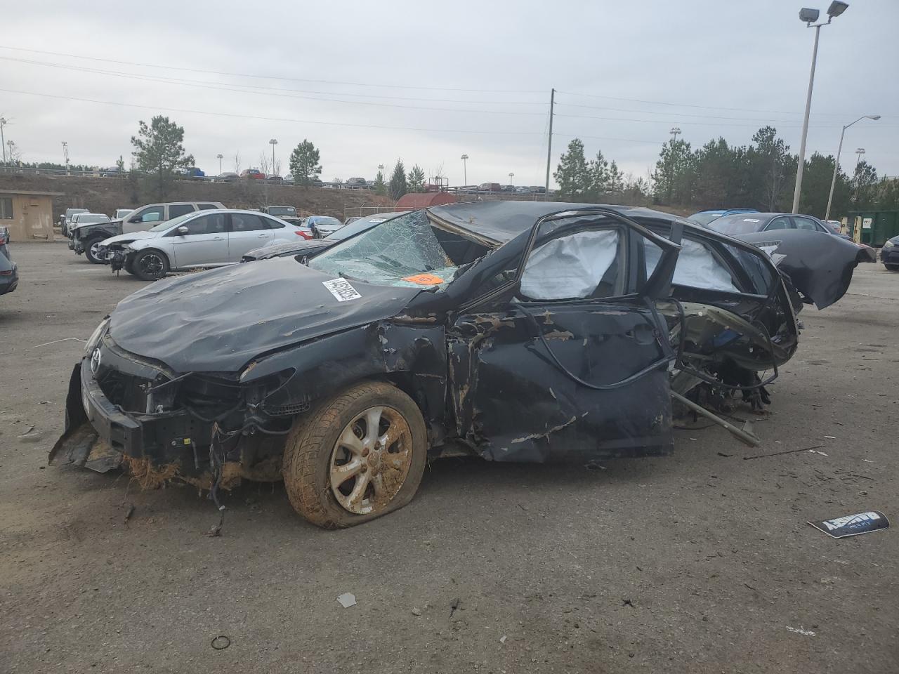 TOYOTA CAMRY BASE 2011