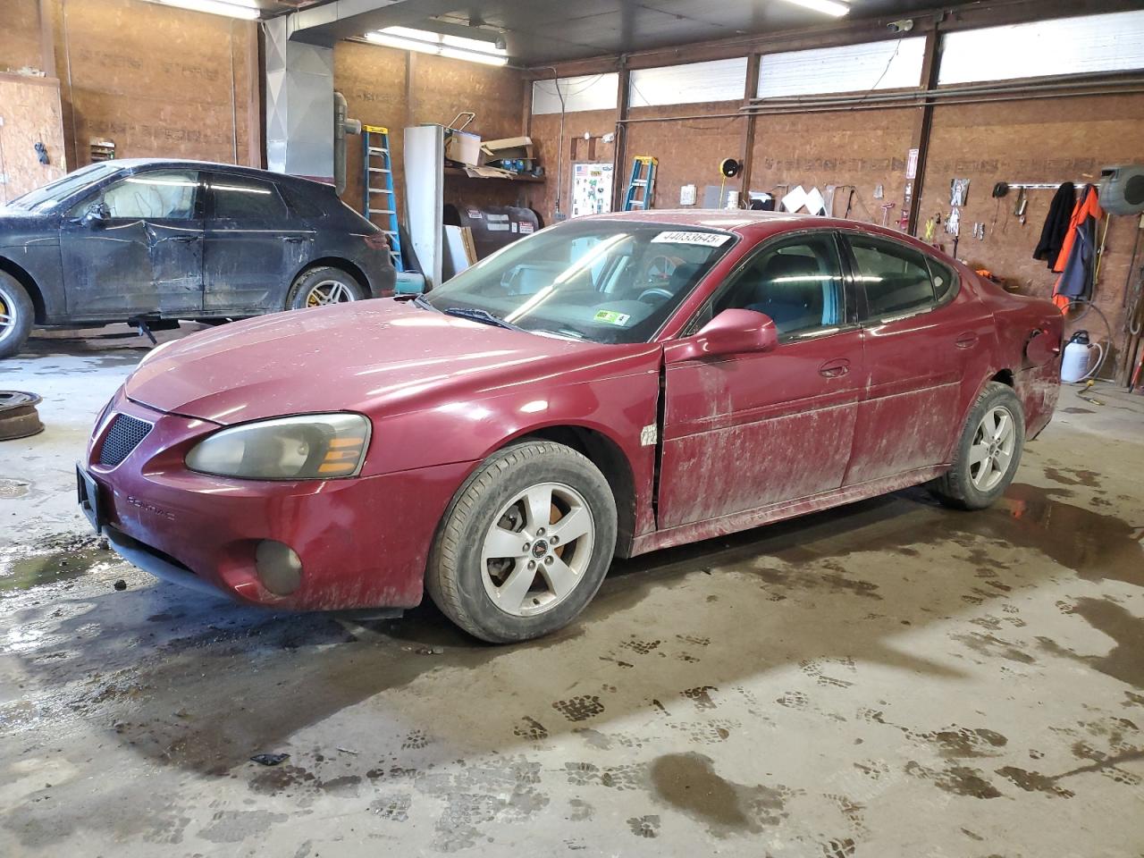 PONTIAC GRAND PRIX 2006