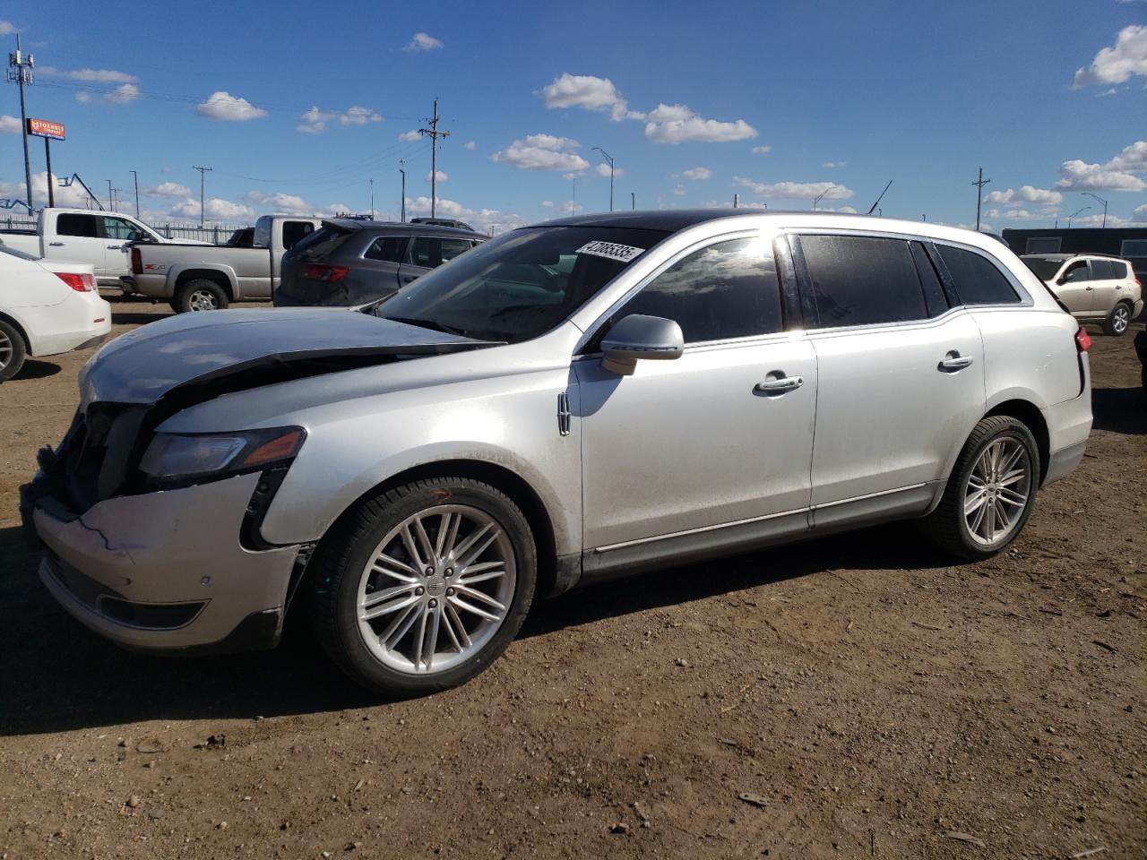 LINCOLN MKT 2013