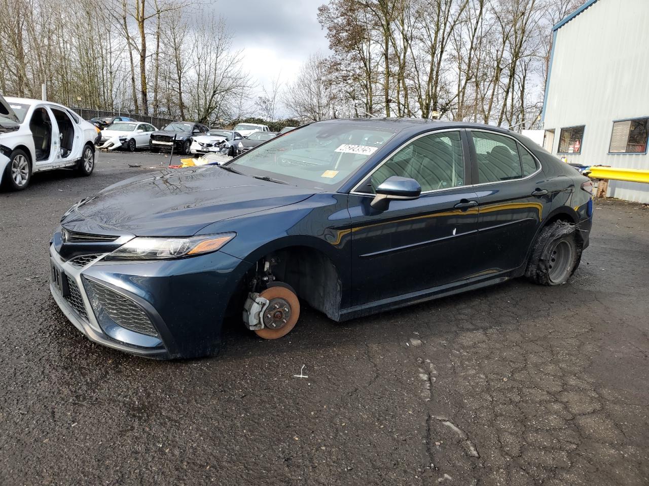 TOYOTA CAMRY SE 2021