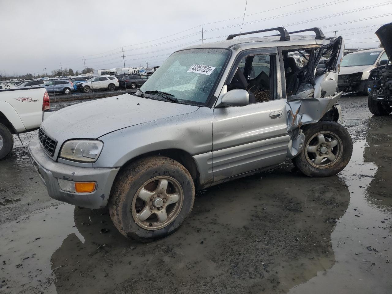 TOYOTA RAV4 2000