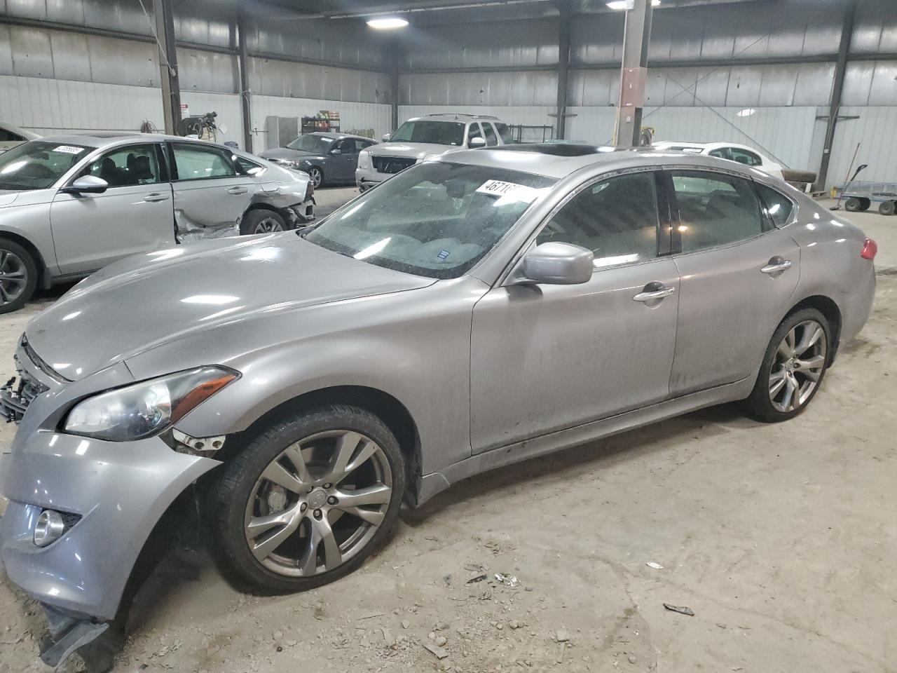 INFINITI M37 X 2013