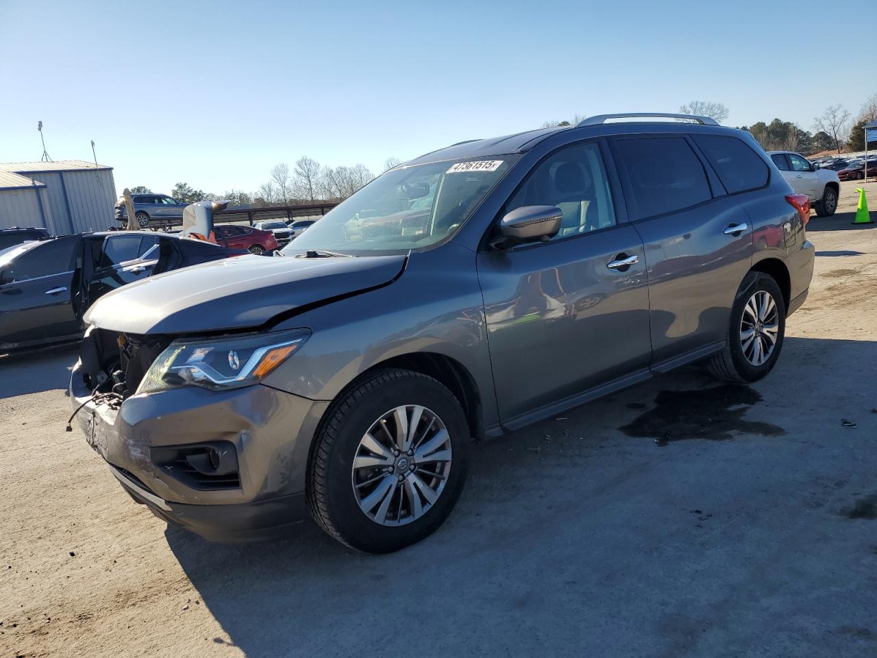 NISSAN PATHFINDER 2019