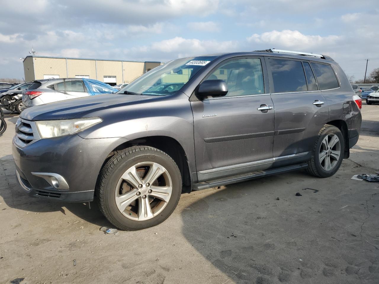TOYOTA HIGHLANDER 2012