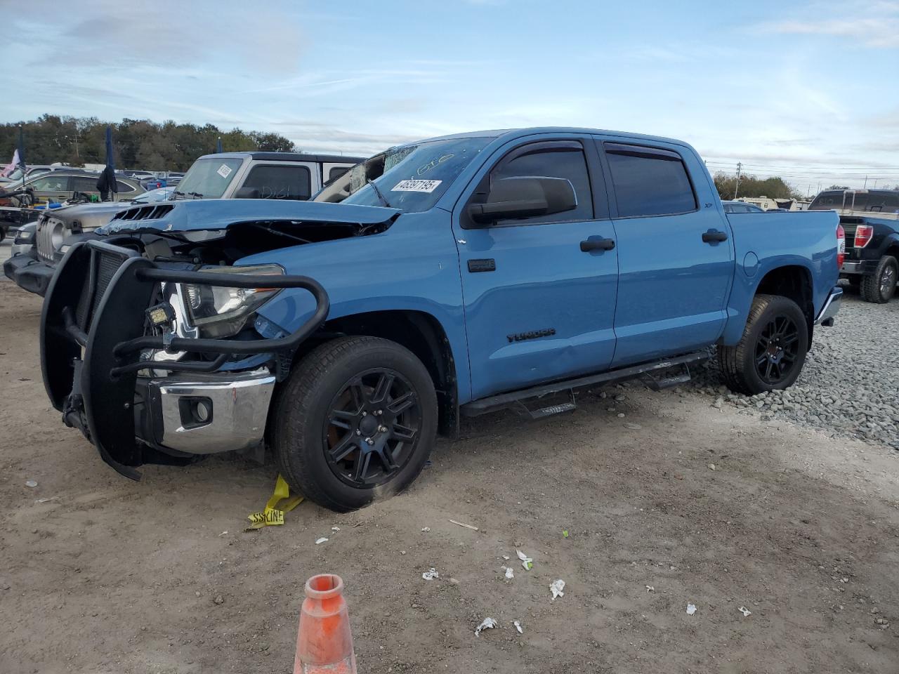 TOYOTA TUNDRA 2019