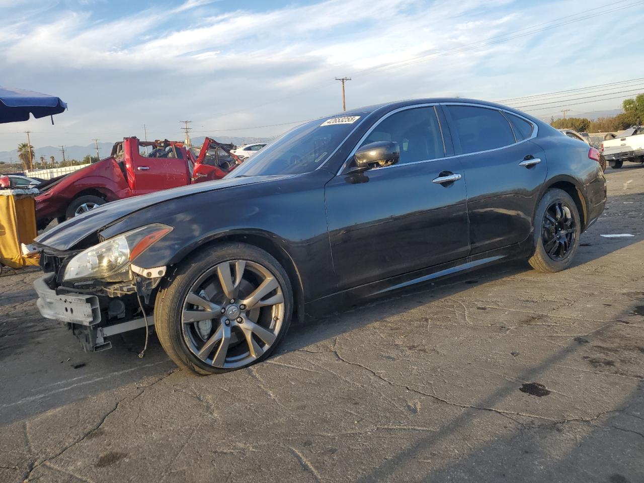 INFINITI M37 2012
