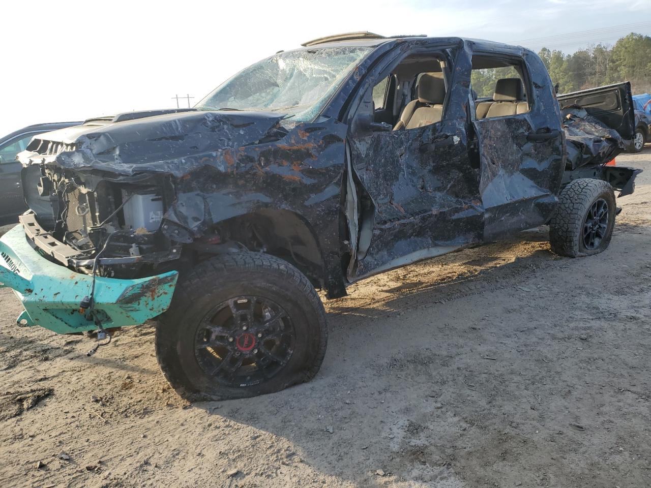 TOYOTA TUNDRA CRE 2019