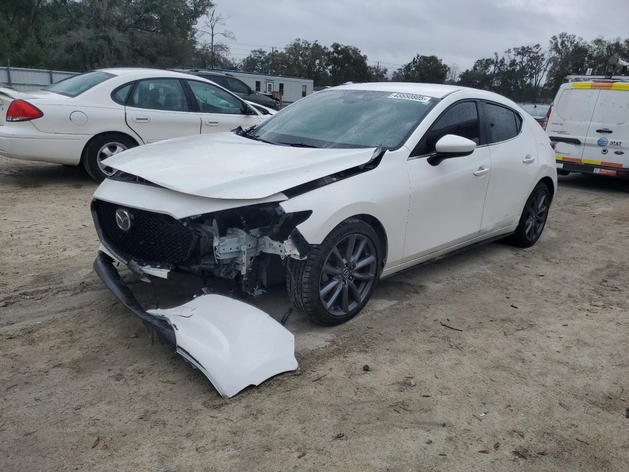 MAZDA 3 2019
