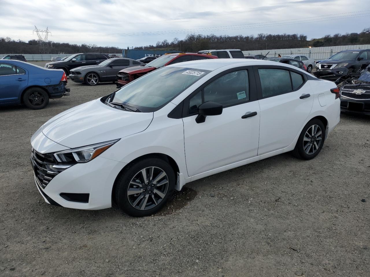 NISSAN VERSA S 2024