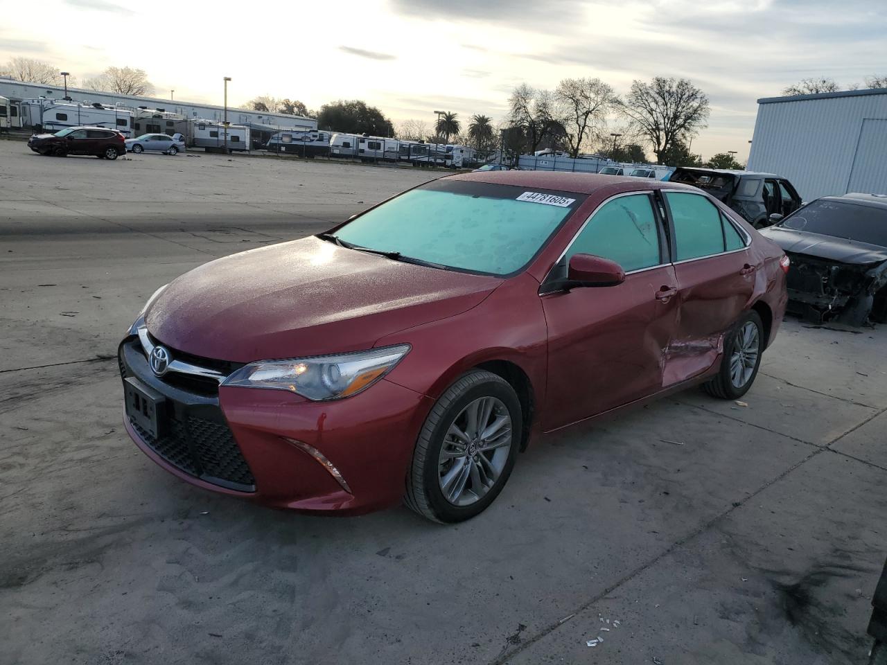 TOYOTA CAMRY LE 2015