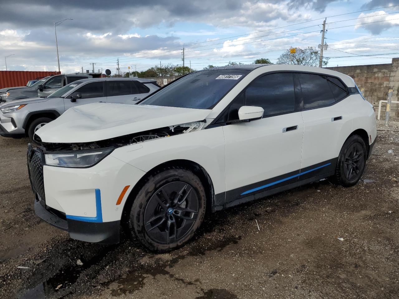 BMW IX XDRIVE5 2024