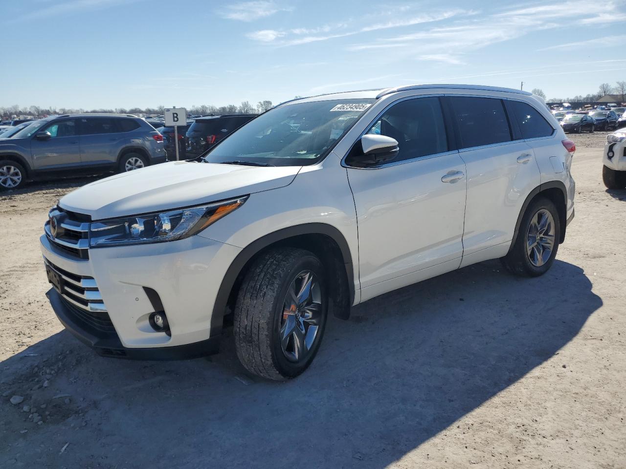 TOYOTA HIGHLANDER 2019