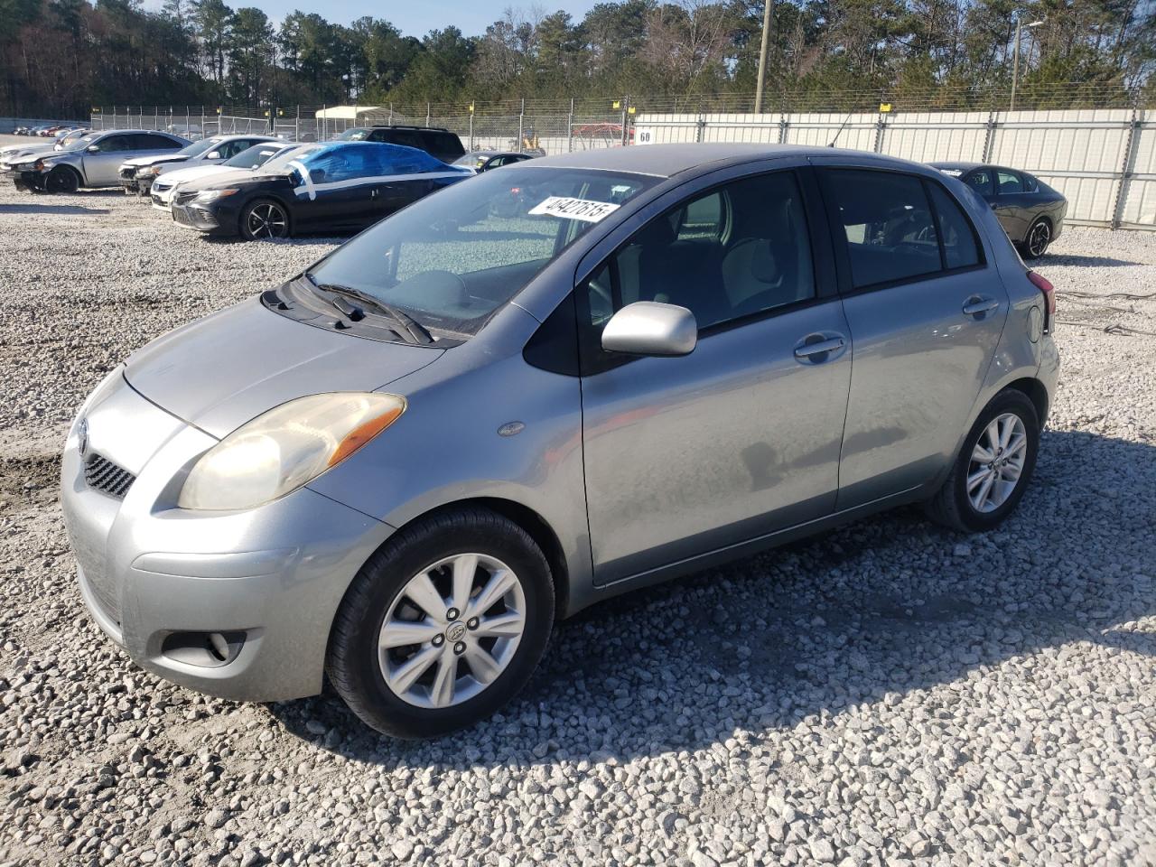 TOYOTA YARIS 2009