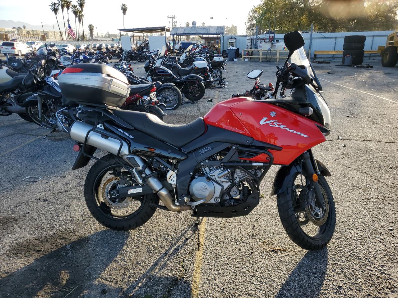 SUZUKI DL1000 2012