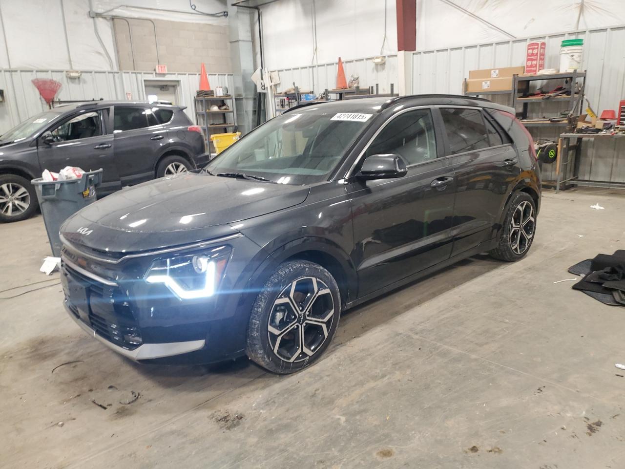 KIA NIRO EX 2023