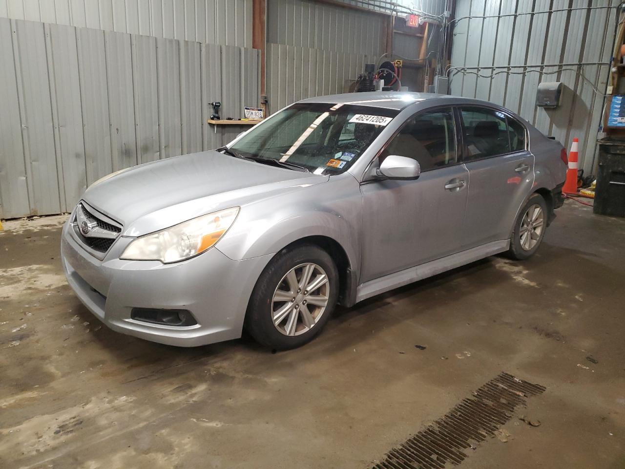 SUBARU LEGACY 2.5 2012