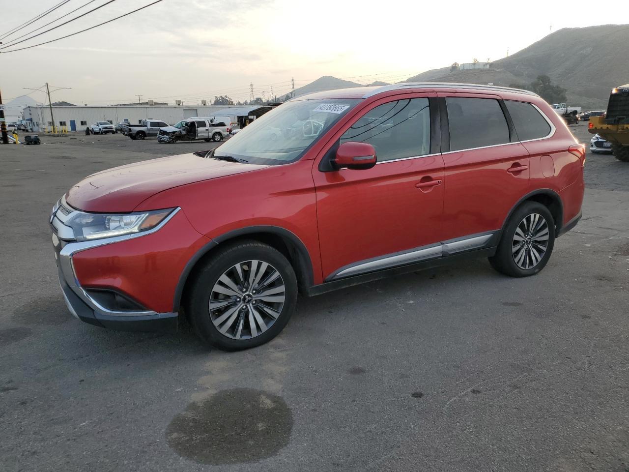 MITSUBISHI OUTLANDER 2019
