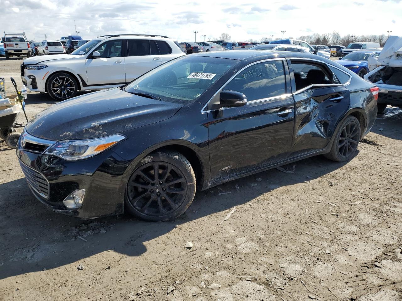 TOYOTA AVALON HYB 2015