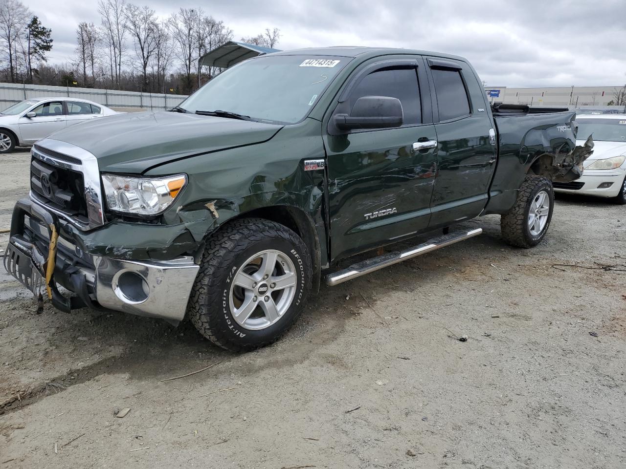 TOYOTA TUNDRA DOU 2010