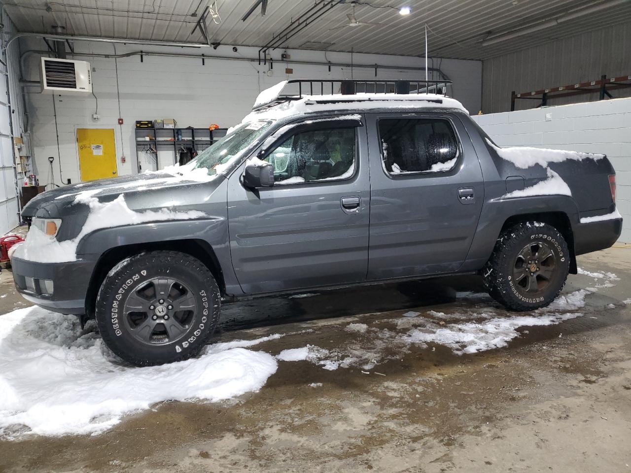 HONDA RIDGELINE 2013