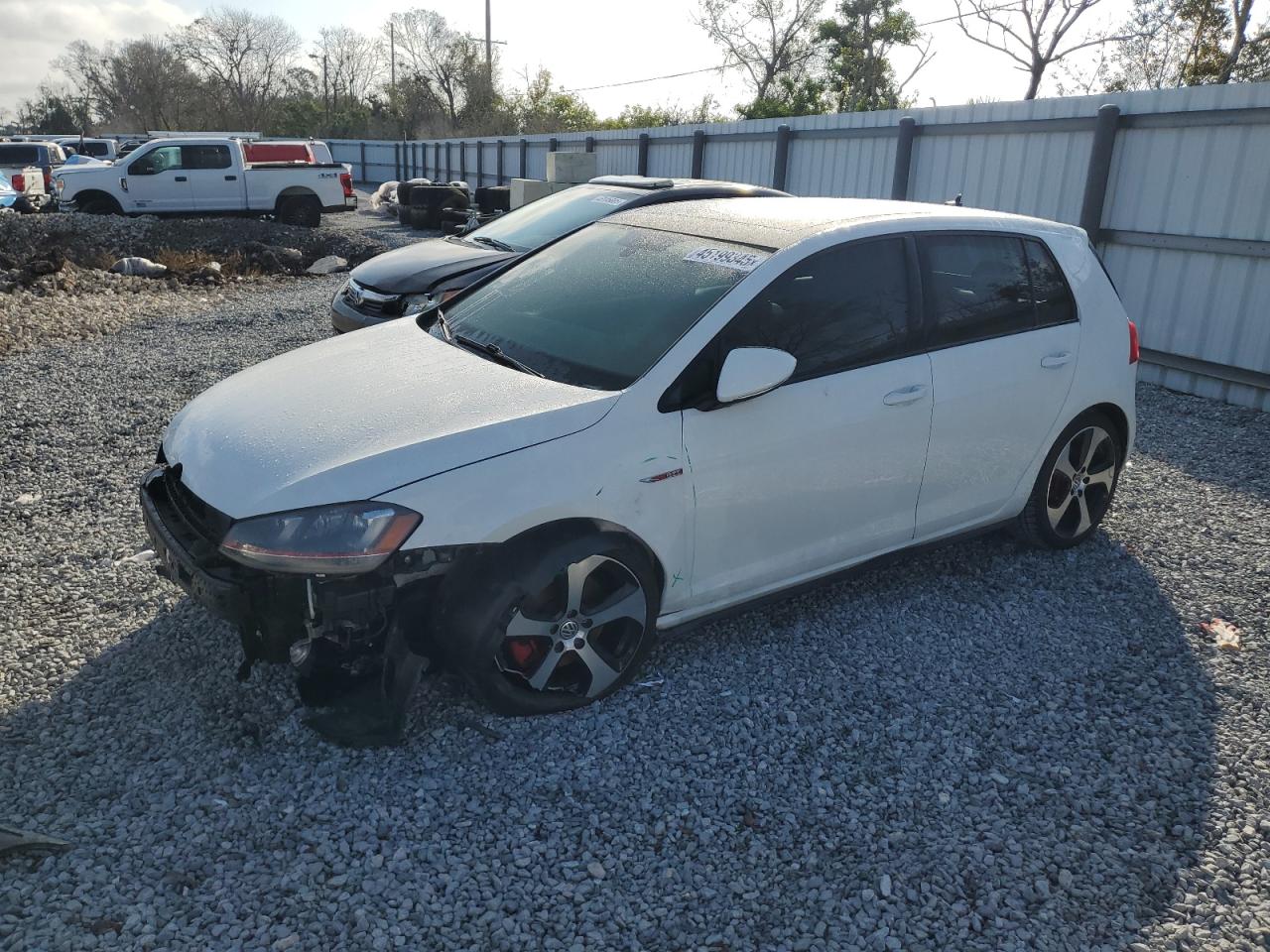 VOLKSWAGEN GTI 2015