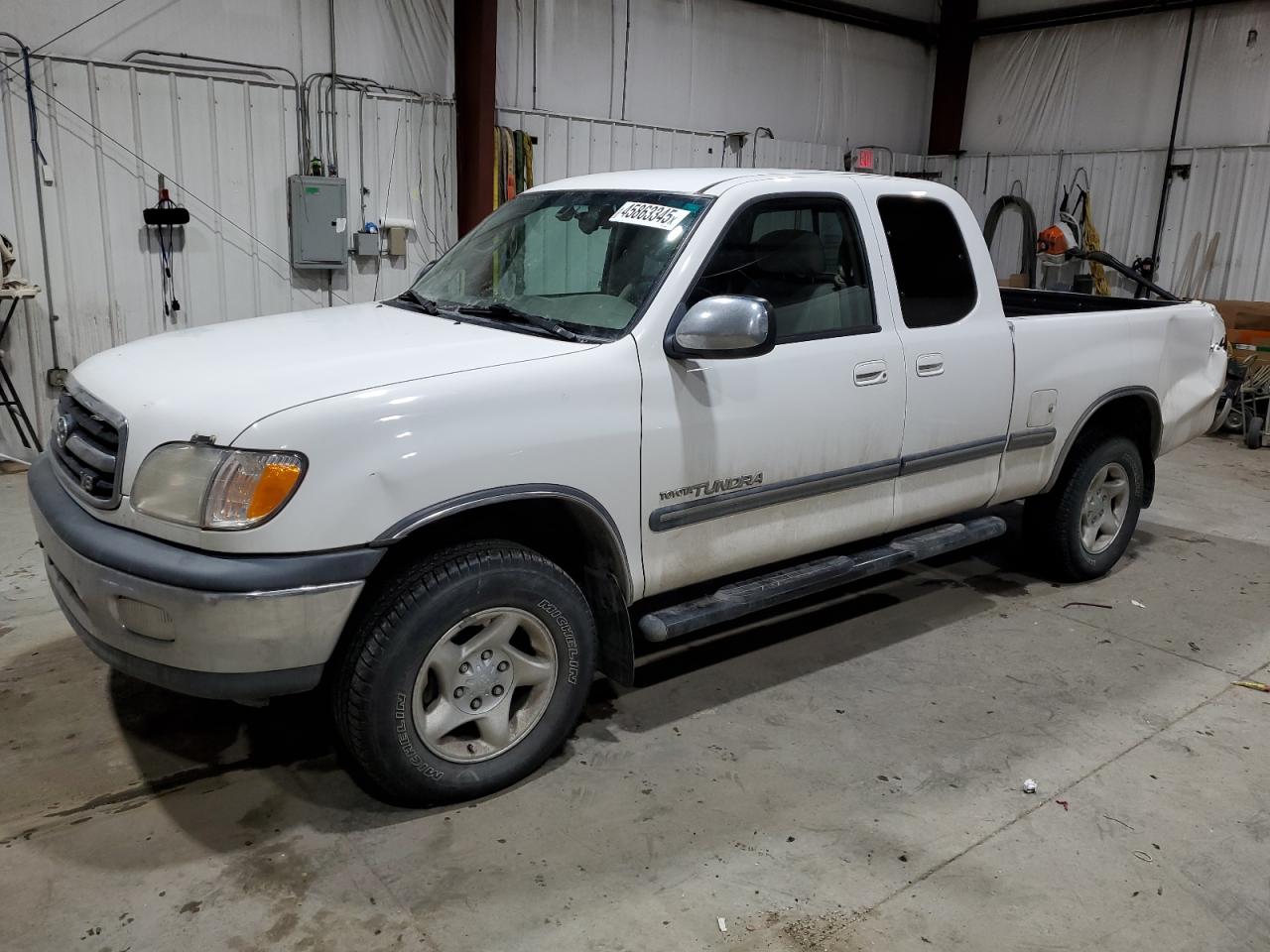 TOYOTA TUNDRA ACC 2000
