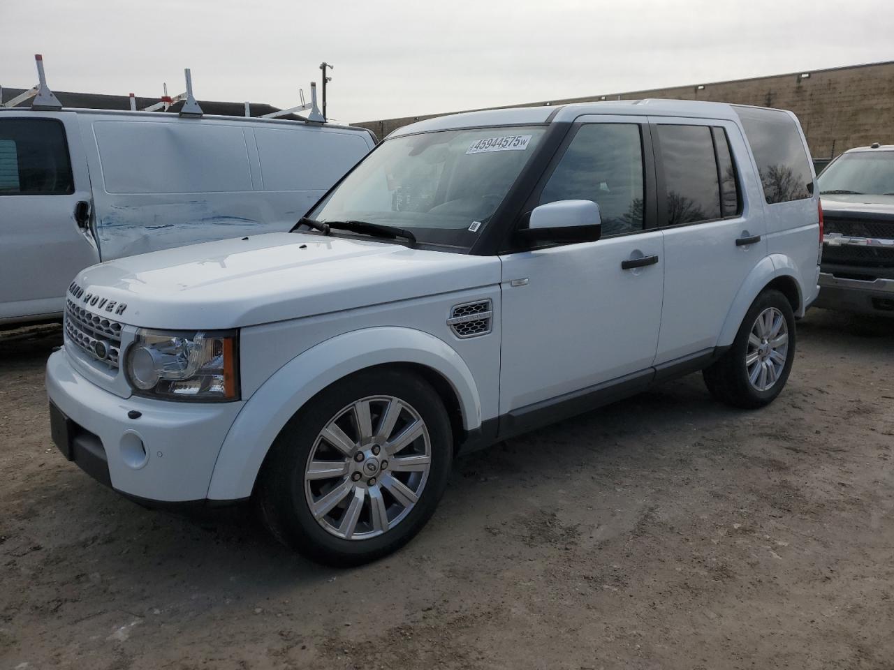 LAND ROVER LR4 HSE 2013
